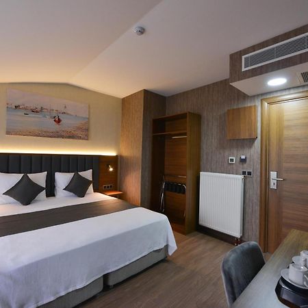 Istport Garden Hotels Arnavutkoy Zewnętrze zdjęcie A room at the hotel