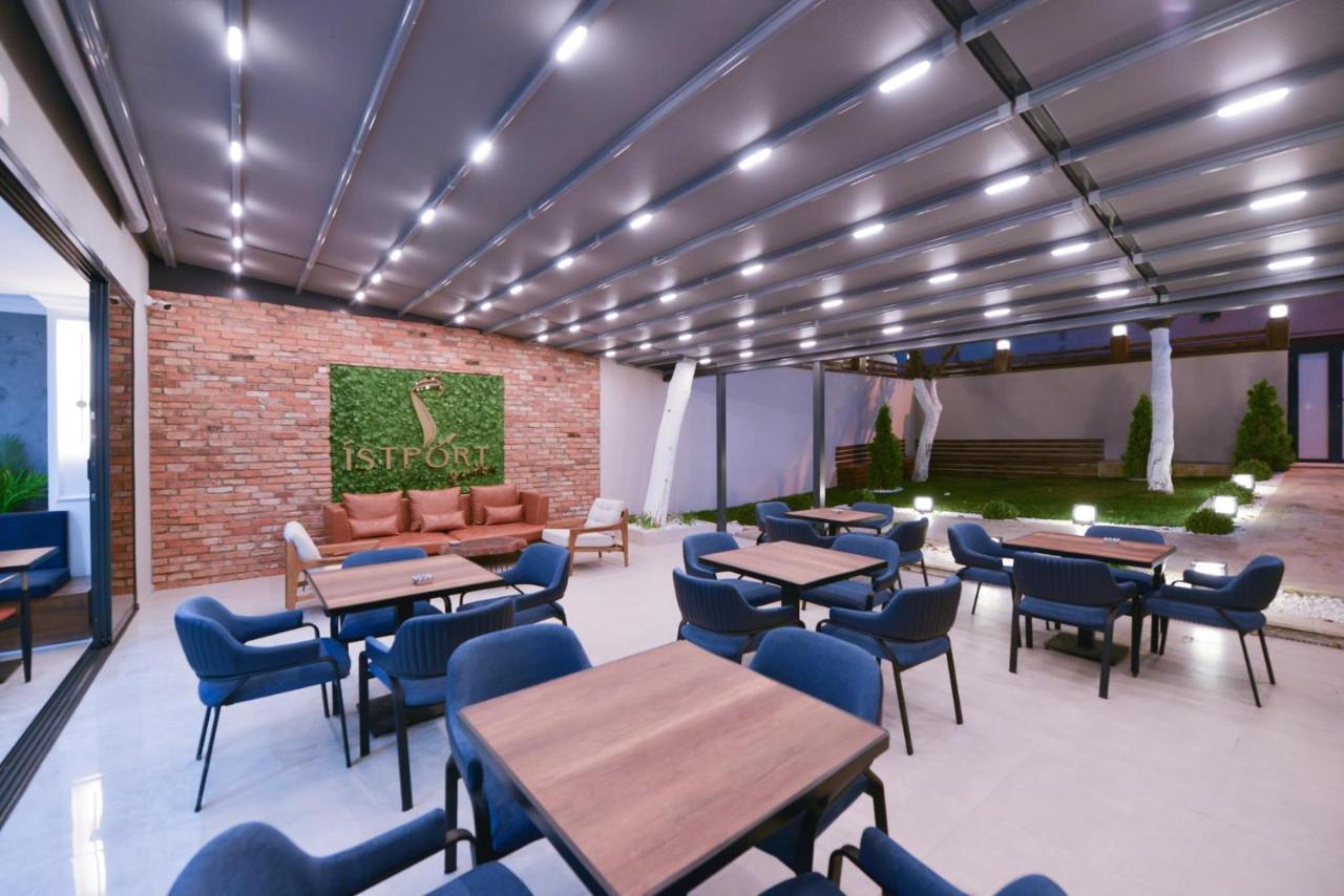 Istport Garden Hotels Arnavutkoy Zewnętrze zdjęcie The interior of the restaurant